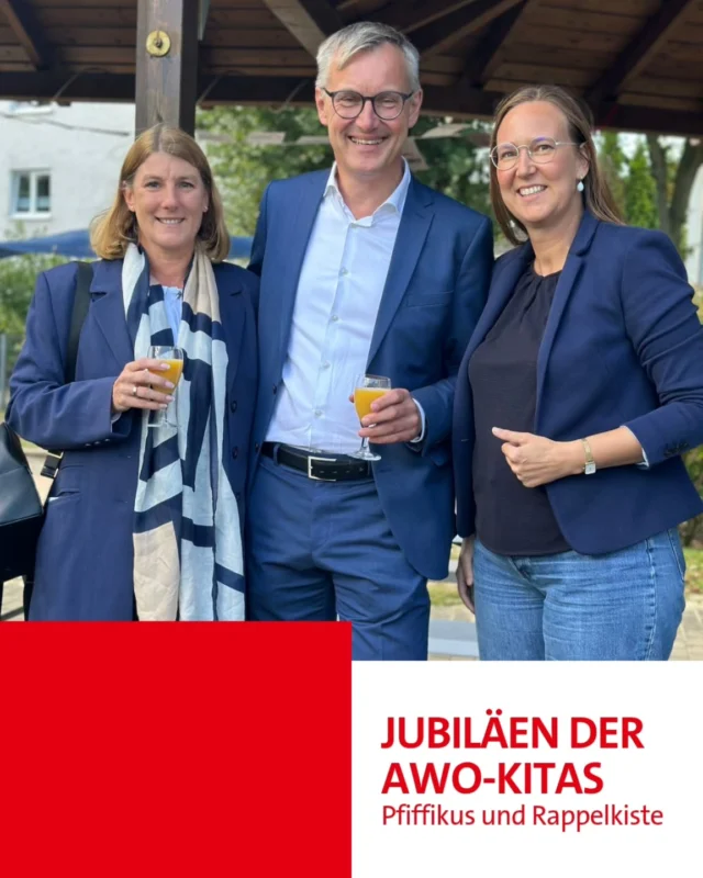🎉 60 Jahre Pfiffikus & 30 Jahre Rappelkiste 
Zwei Kitas – eine gemeinsame Geschichte voller Herz, Neugier und Zusammenhalt. 

💛 Unzählige Kinder haben hier lachen, spielen und lernen dürfen – begleitet von engagierten Menschen, die jeden Tag mit Liebe gestalten. 

Heute feiern wir nicht nur die Vergangenheit, sondern auch die Zukunft: Für Vielfalt, Geborgenheit und starke Gemeinschaft. 

✨ Herzlichen Glückwunsch, liebe AWO-Kitas! 

AWOKitas #Jubiläum #Pfiffikus #Rappelkiste #GemeinsamGroßwerden #LachenSpielenLernen #Lünen #lünenleben #Zusammen